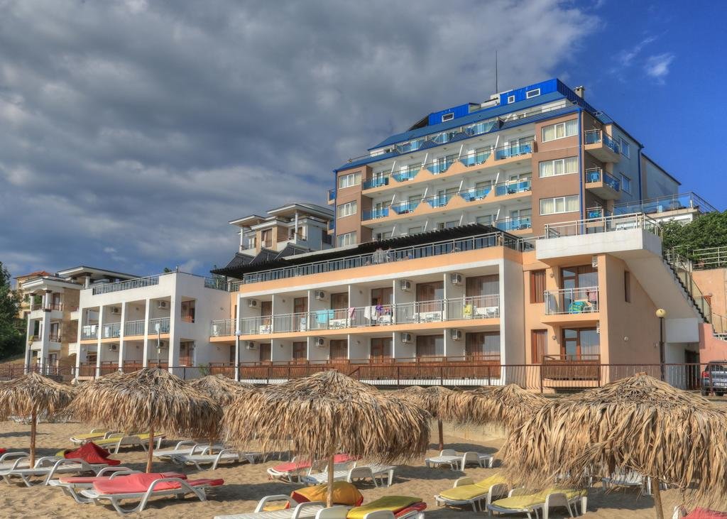 Paraiso Beach